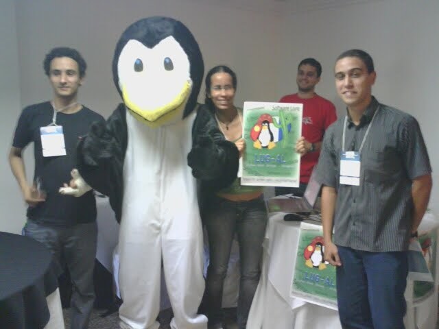 Galera com o tux display