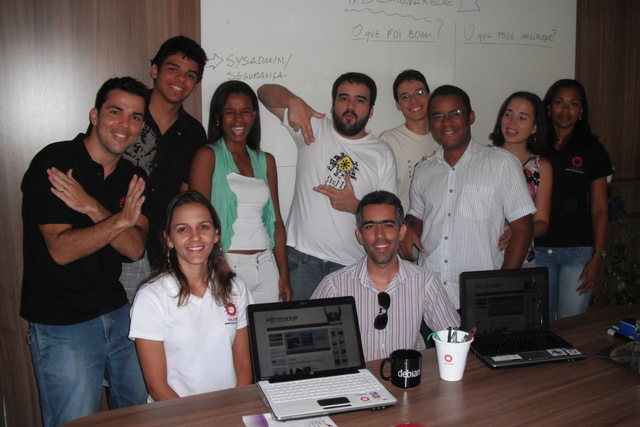 Equipe dilmanarede colivre display