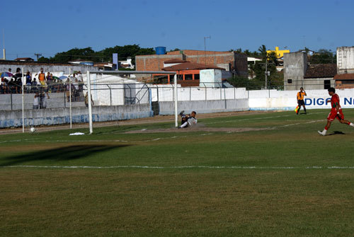 Serrinha 3 x 0 p.seguro por raimundo mascarenhas 45  display