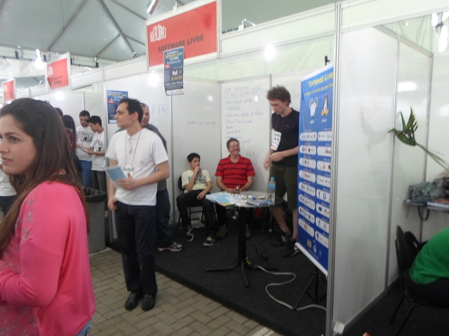 Feira cursos 2014 18 display