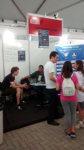 Feira cursos 2014 32 display